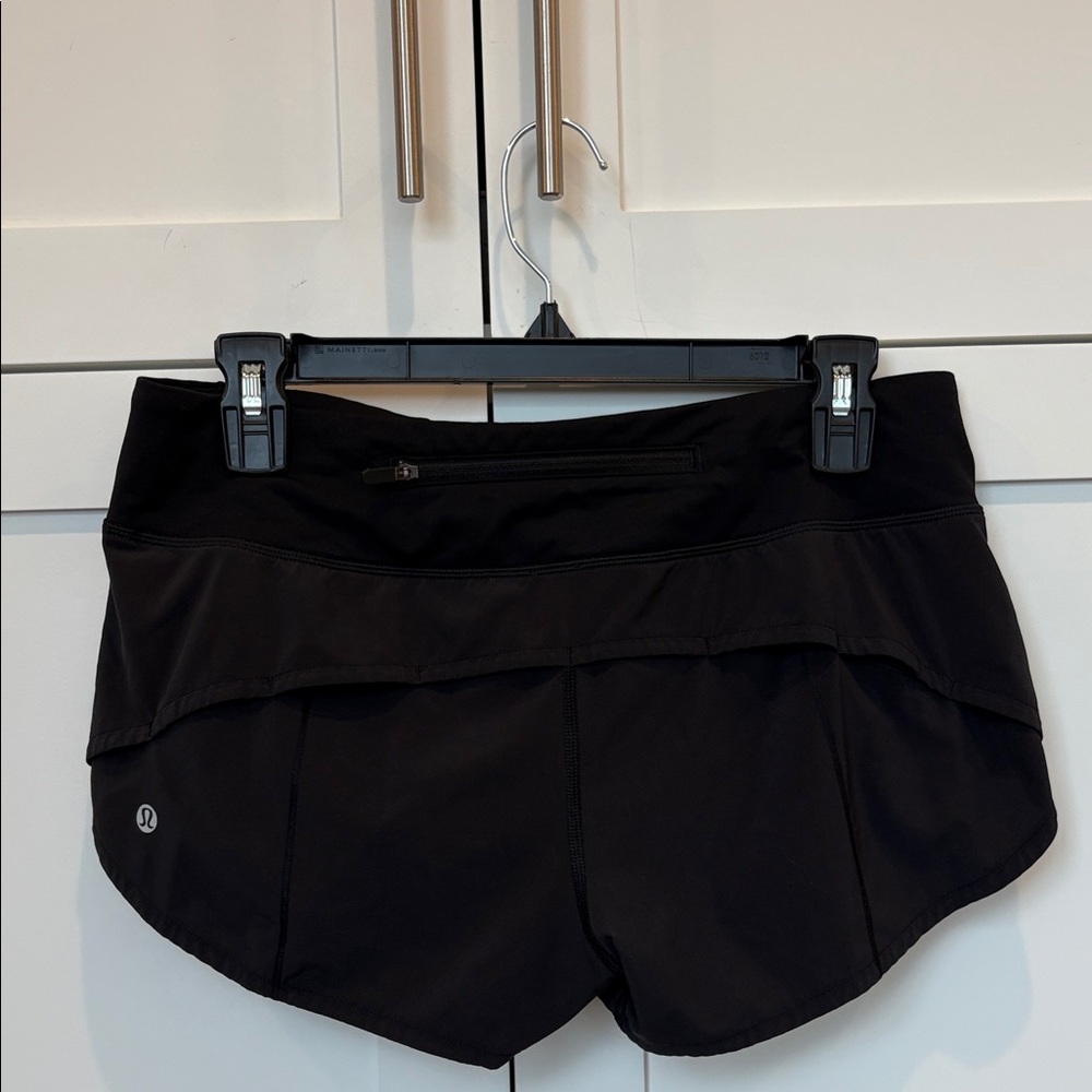 Lulu Lemon ladies shorts size S
